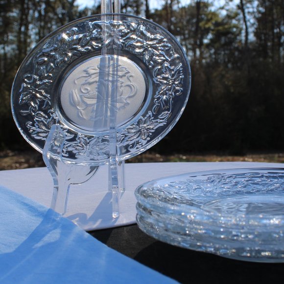 Fantasia Bread & Butter Plates - Picture 2 of 4